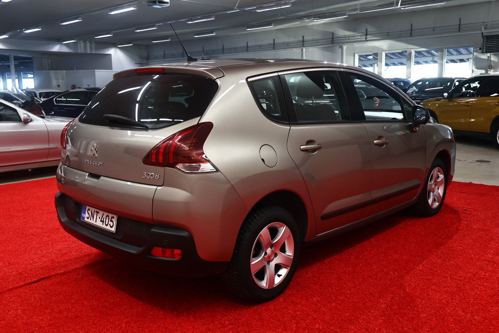 PEUGEOT 3008 2016