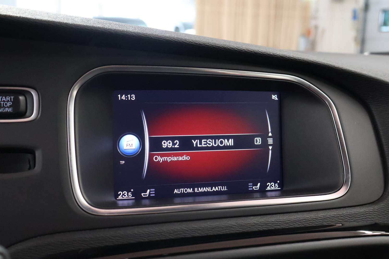 VOLVO V40 Cross Country 2018