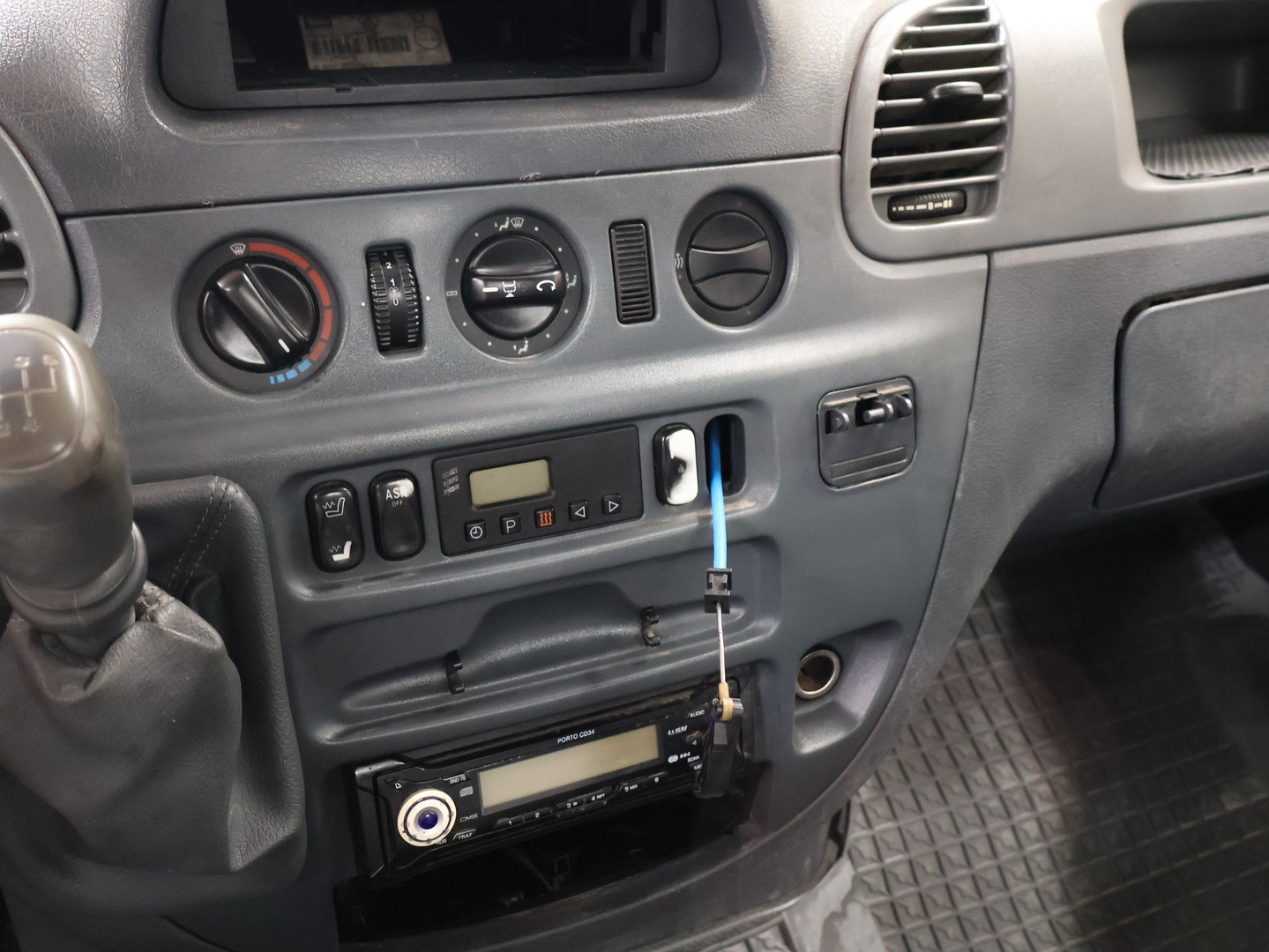 MERCEDES-BENZ Sprinter 2005
