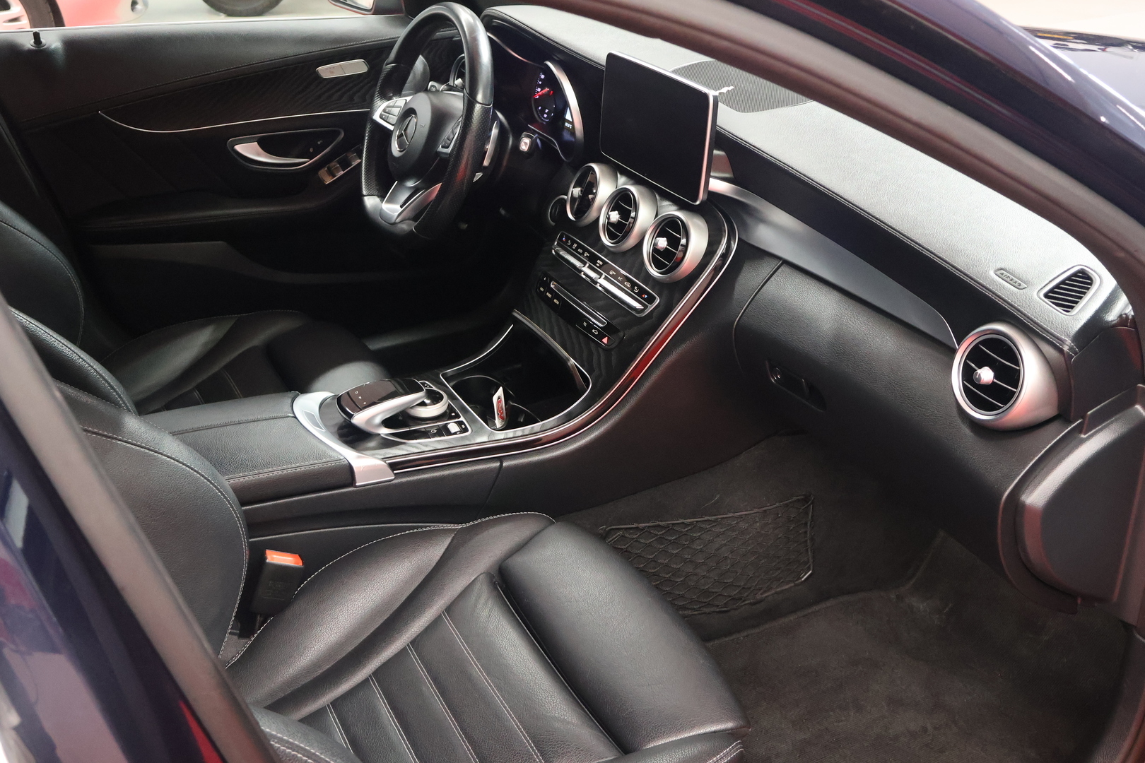 MERCEDES-BENZ C 2017