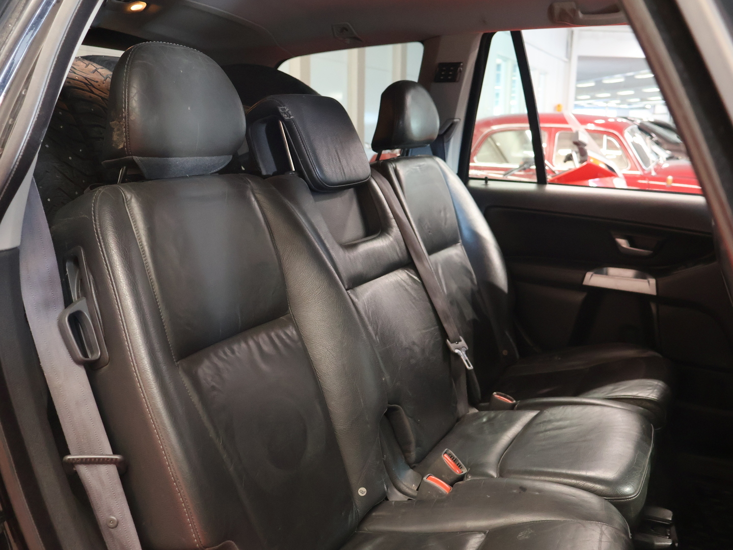 VOLVO XC90 2003