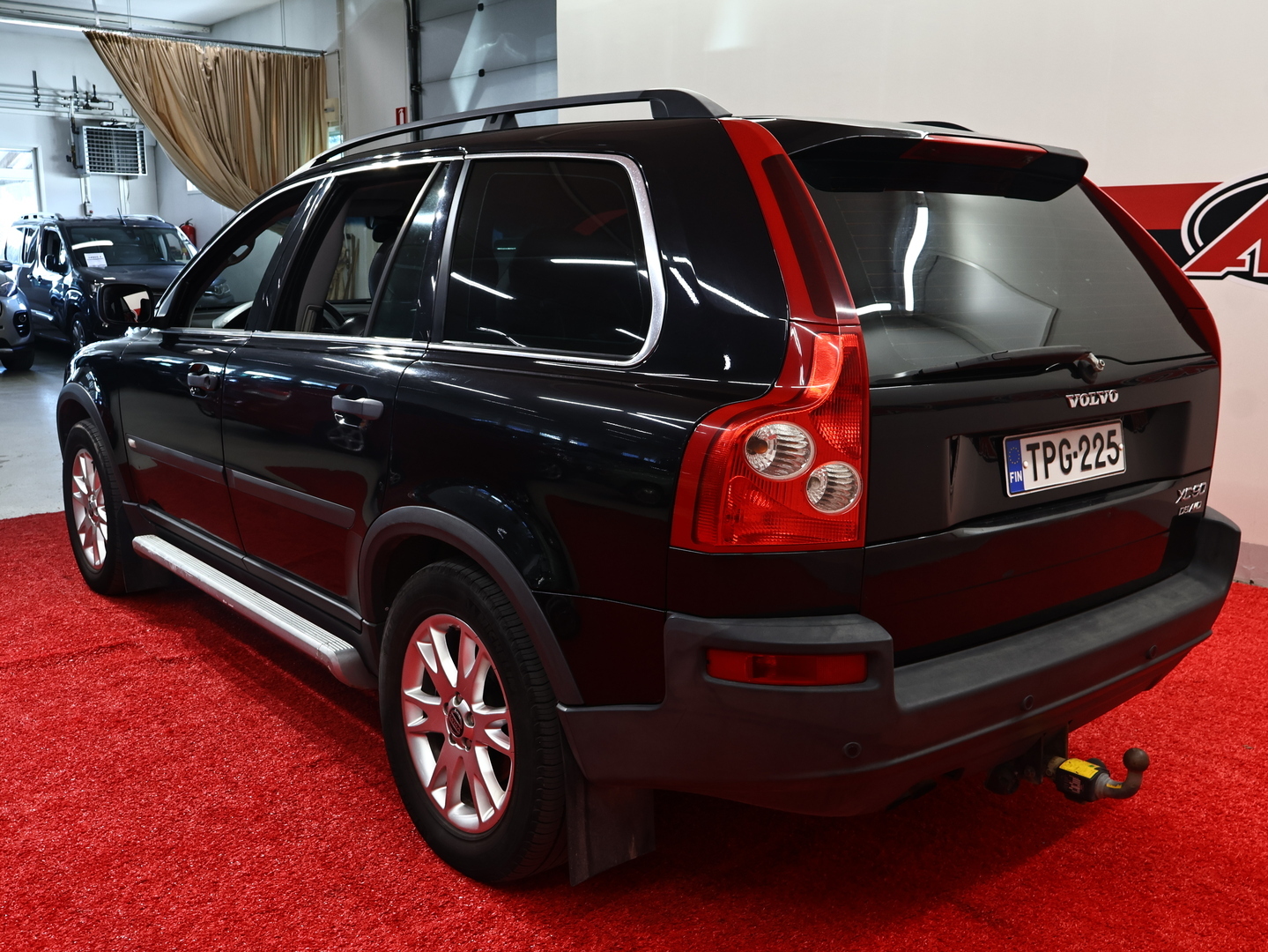 VOLVO XC90 2003