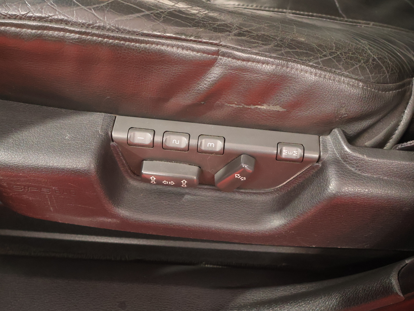 VOLVO XC90 2003