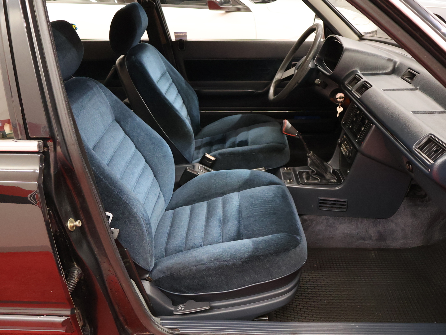 PEUGEOT 505 1984