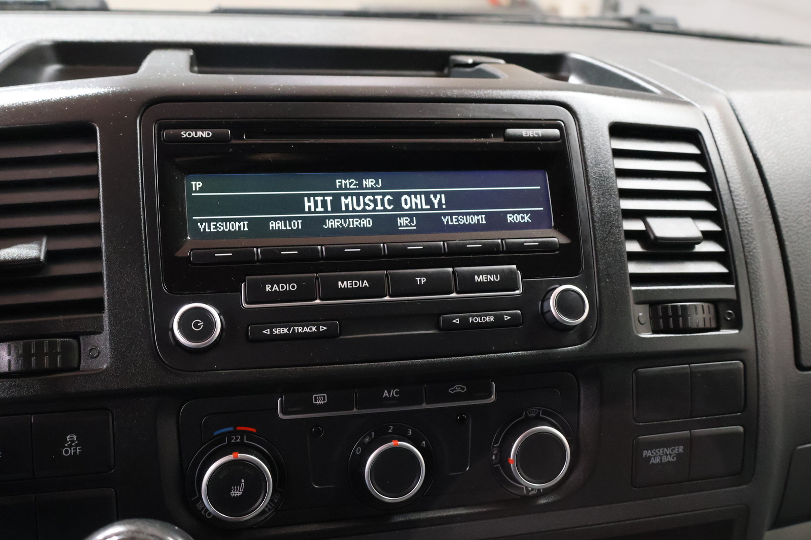 VOLKSWAGEN Transporter 2015