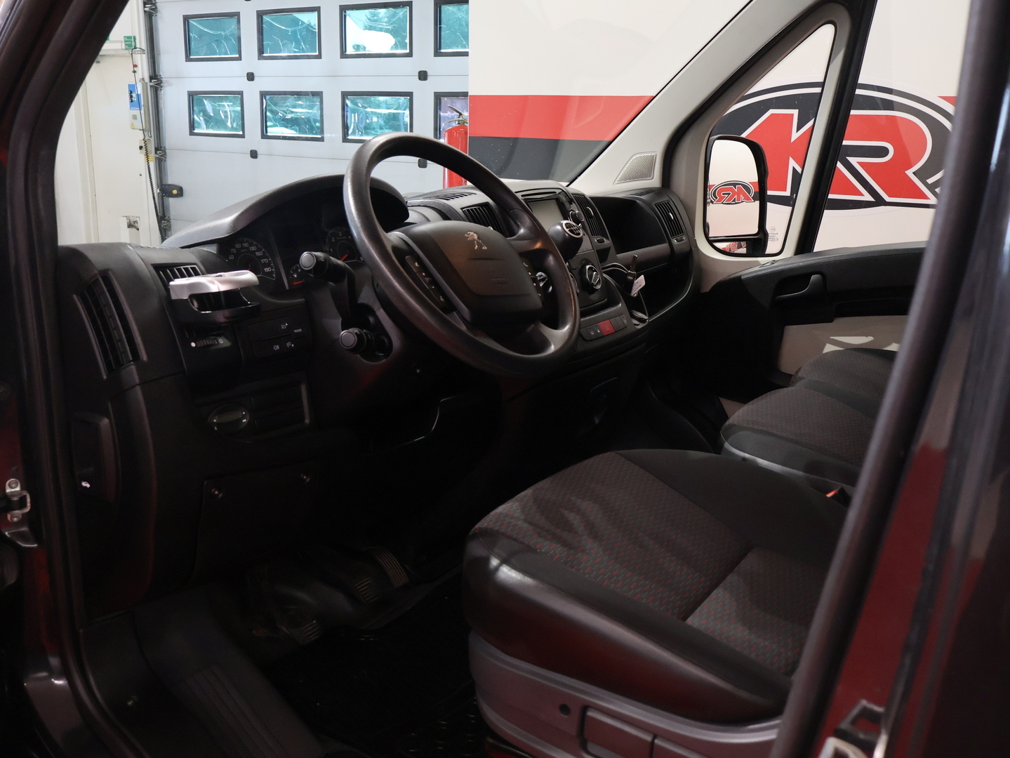 PEUGEOT Boxer 2016