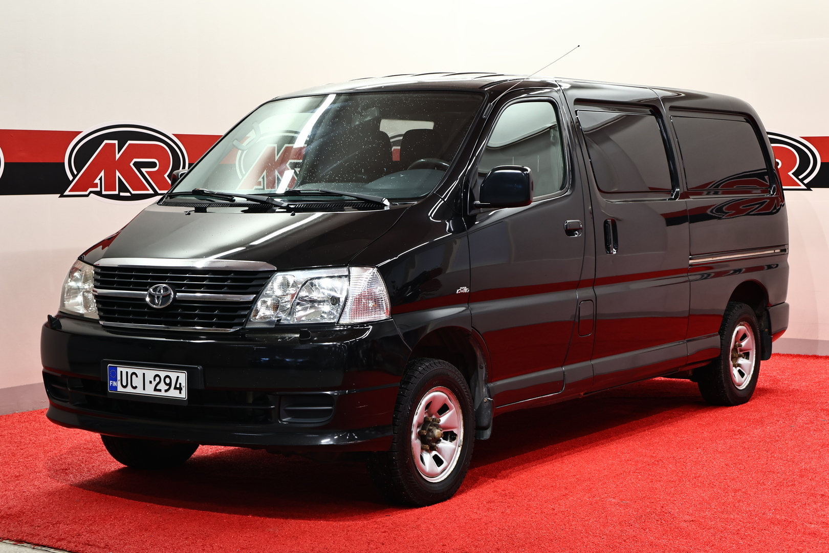 TOYOTA Hiace 2008