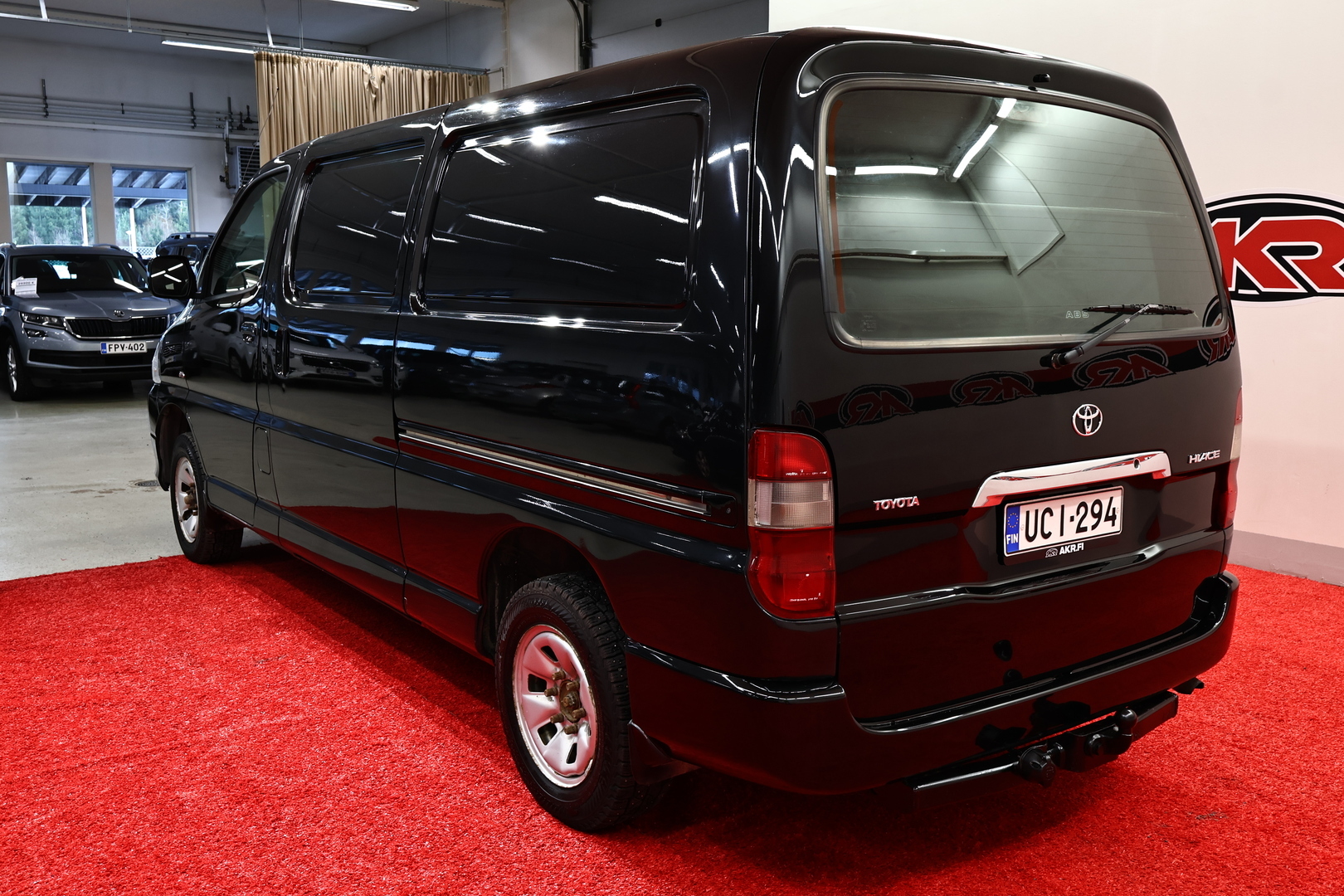 TOYOTA Hiace 2008