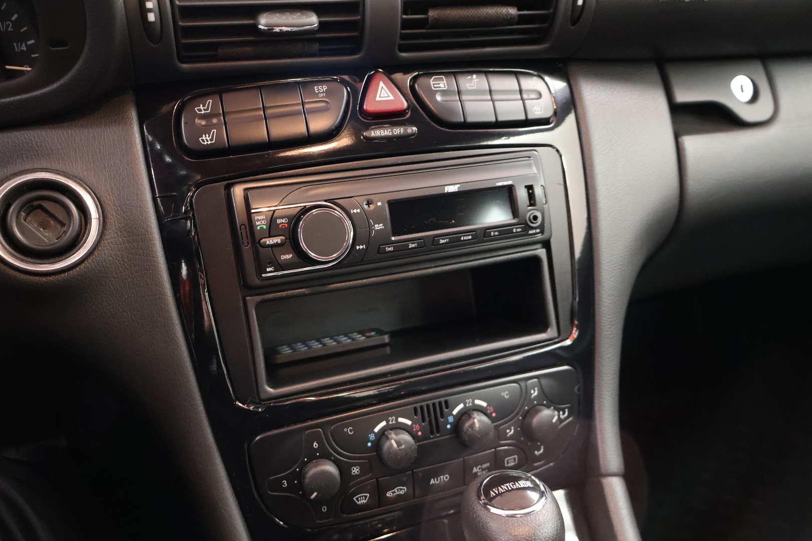 MERCEDES-BENZ C 2003