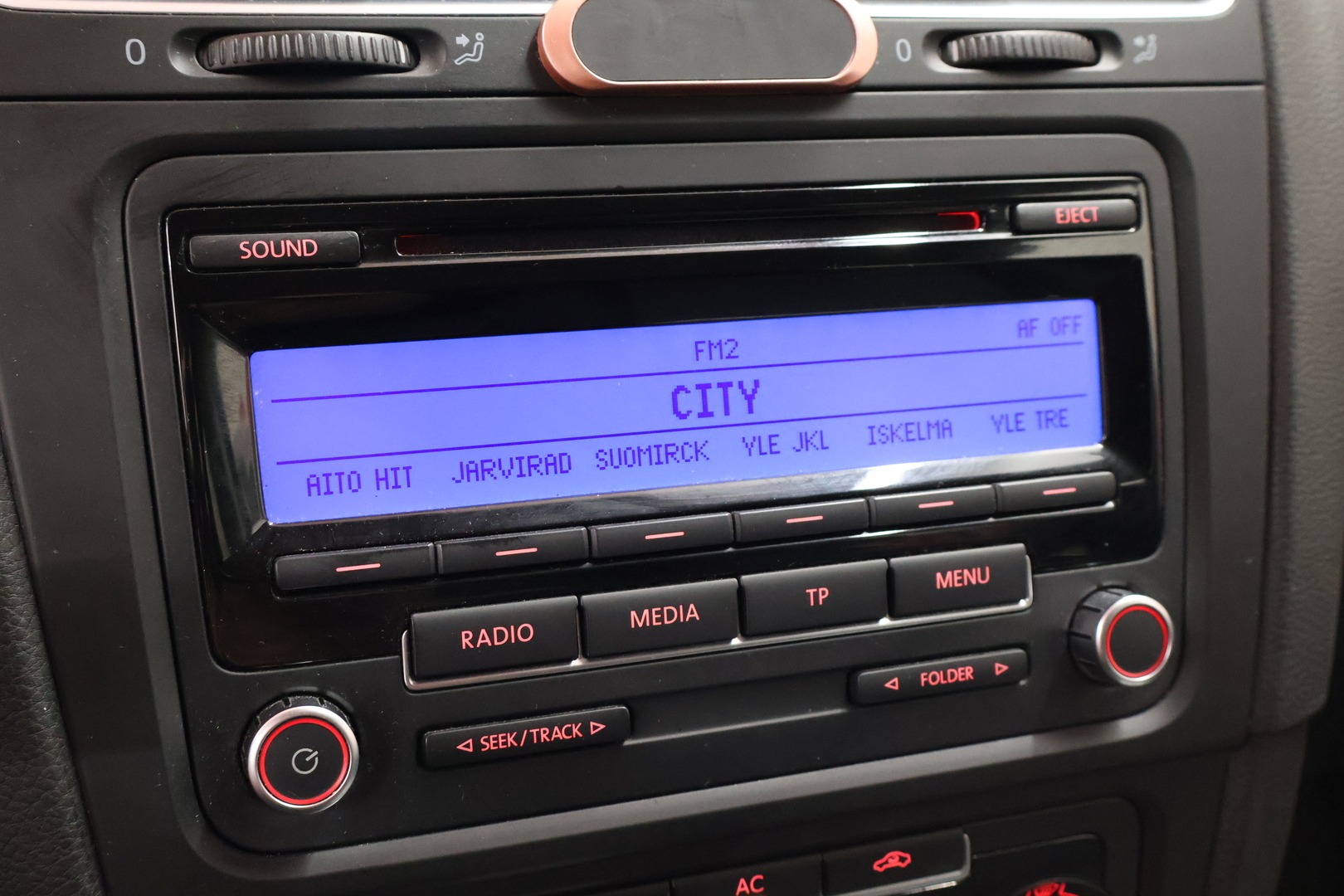 VOLKSWAGEN Golf 2011