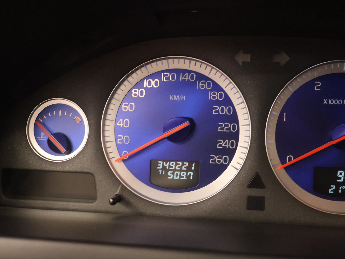 VOLVO XC90 7