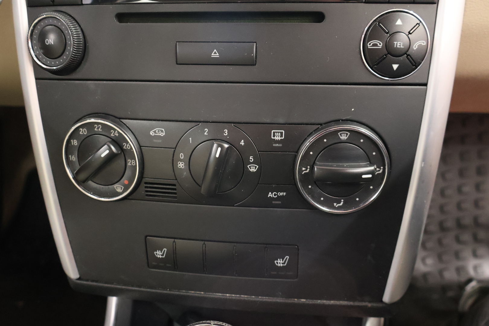 MERCEDES-BENZ B 2005