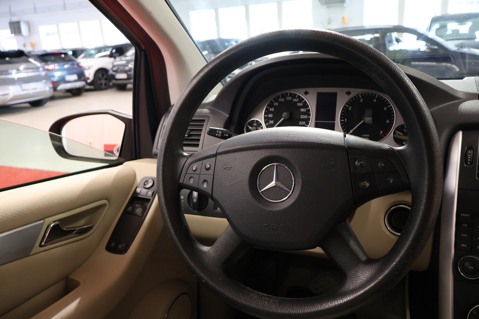 MERCEDES-BENZ B 2005