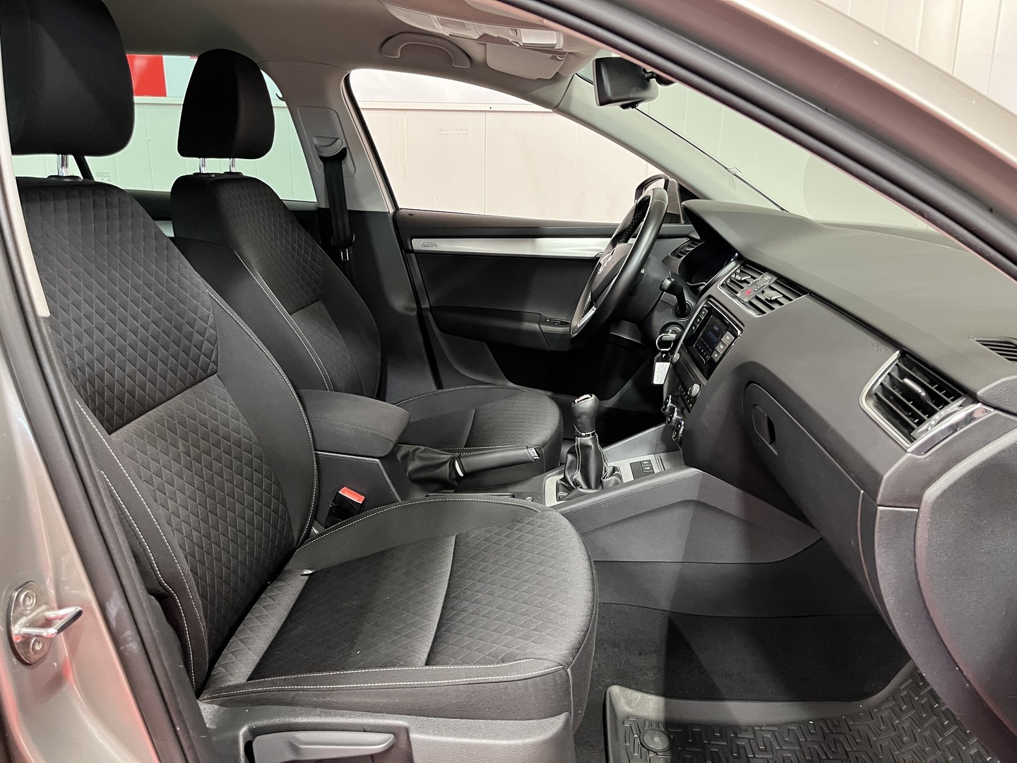 SKODA Octavia 2016