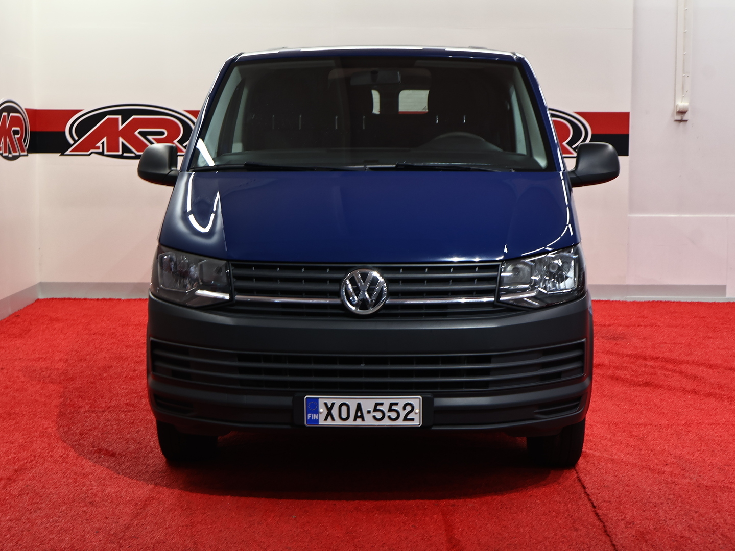 VOLKSWAGEN Transporter 2