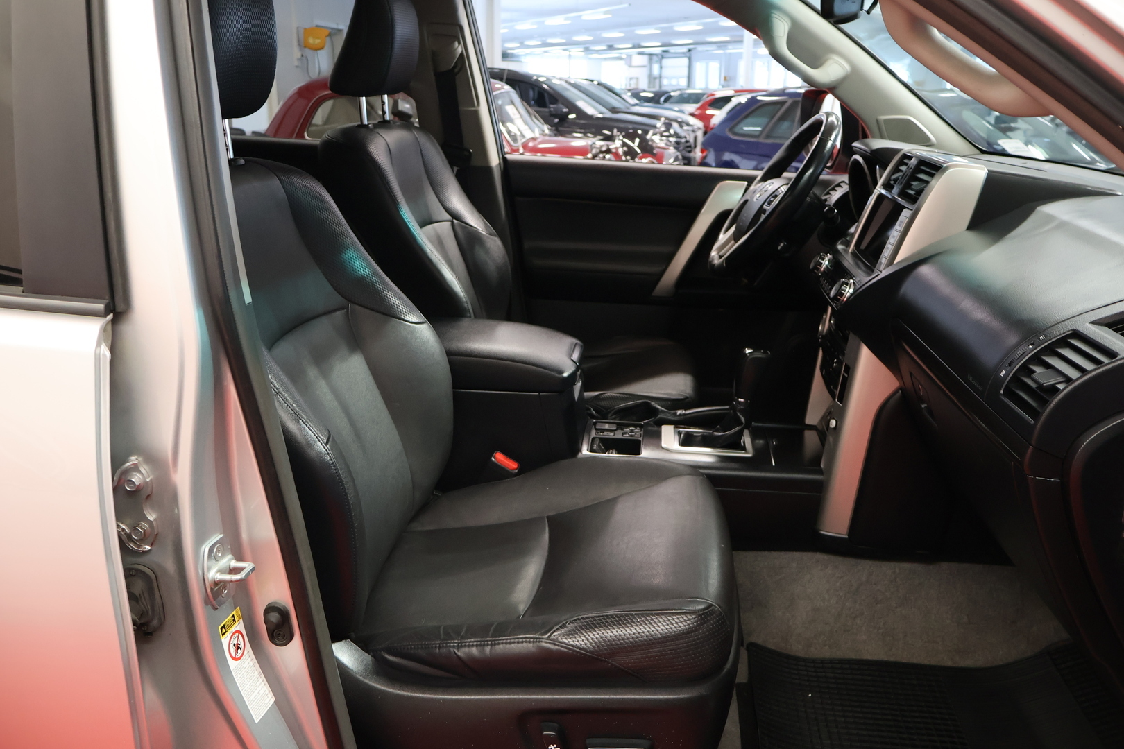 TOYOTA Land Cruiser 2012