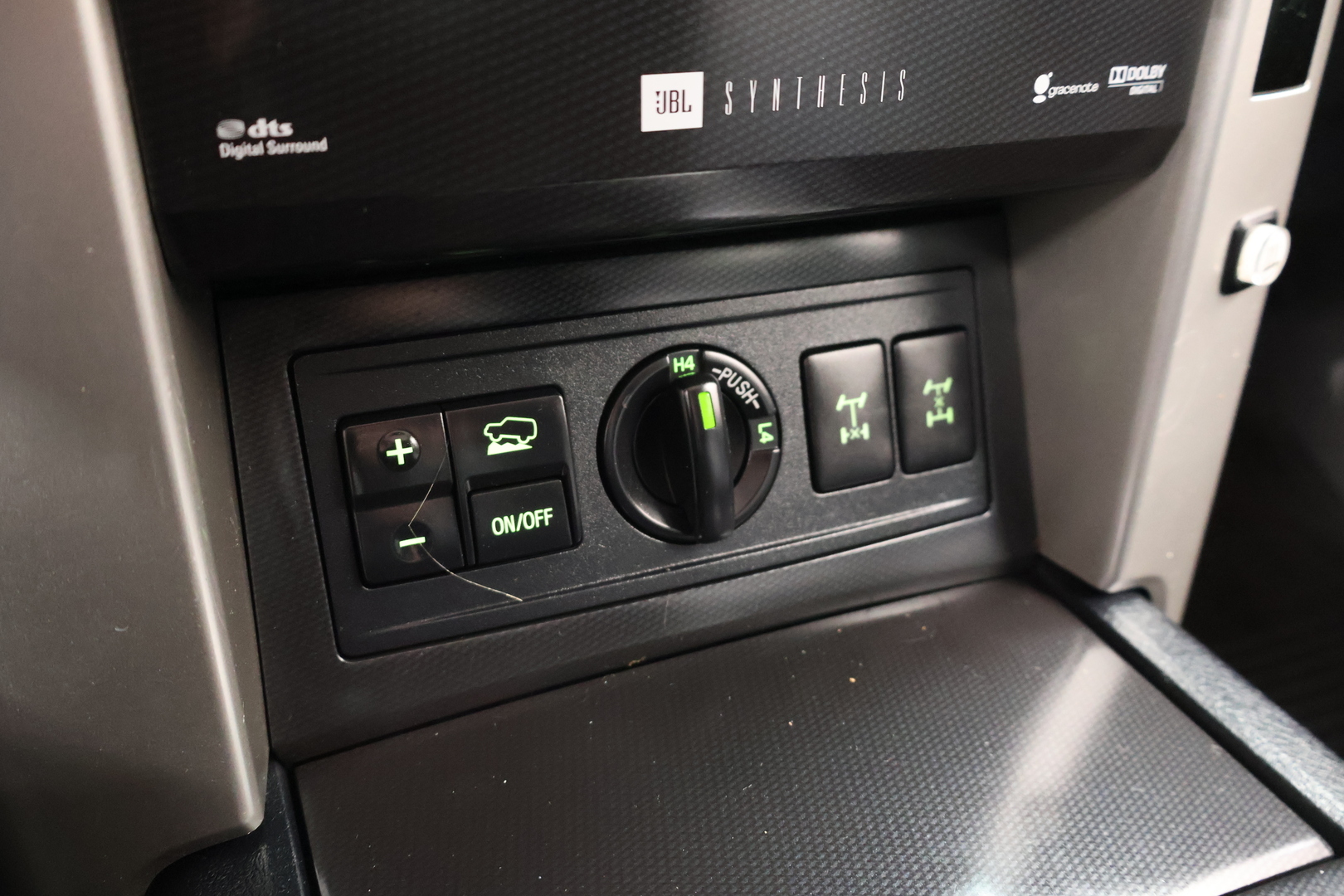 TOYOTA Land Cruiser 2012