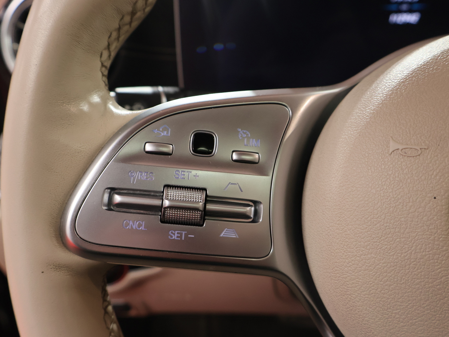 MERCEDES-BENZ CLS 2018