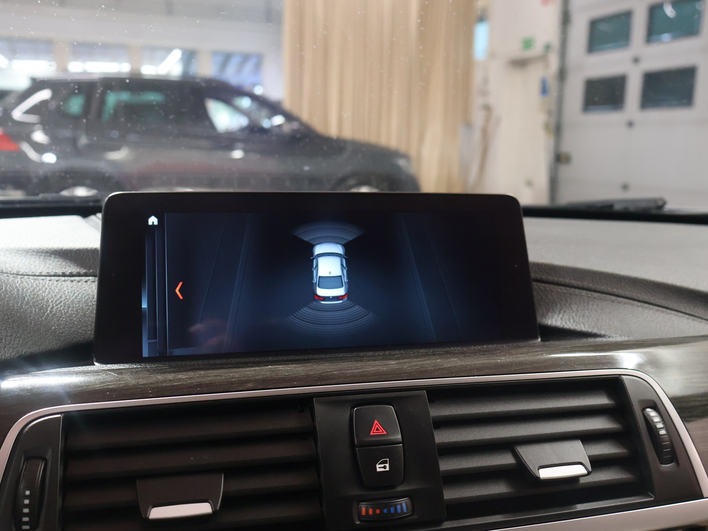 BMW 330E 2017