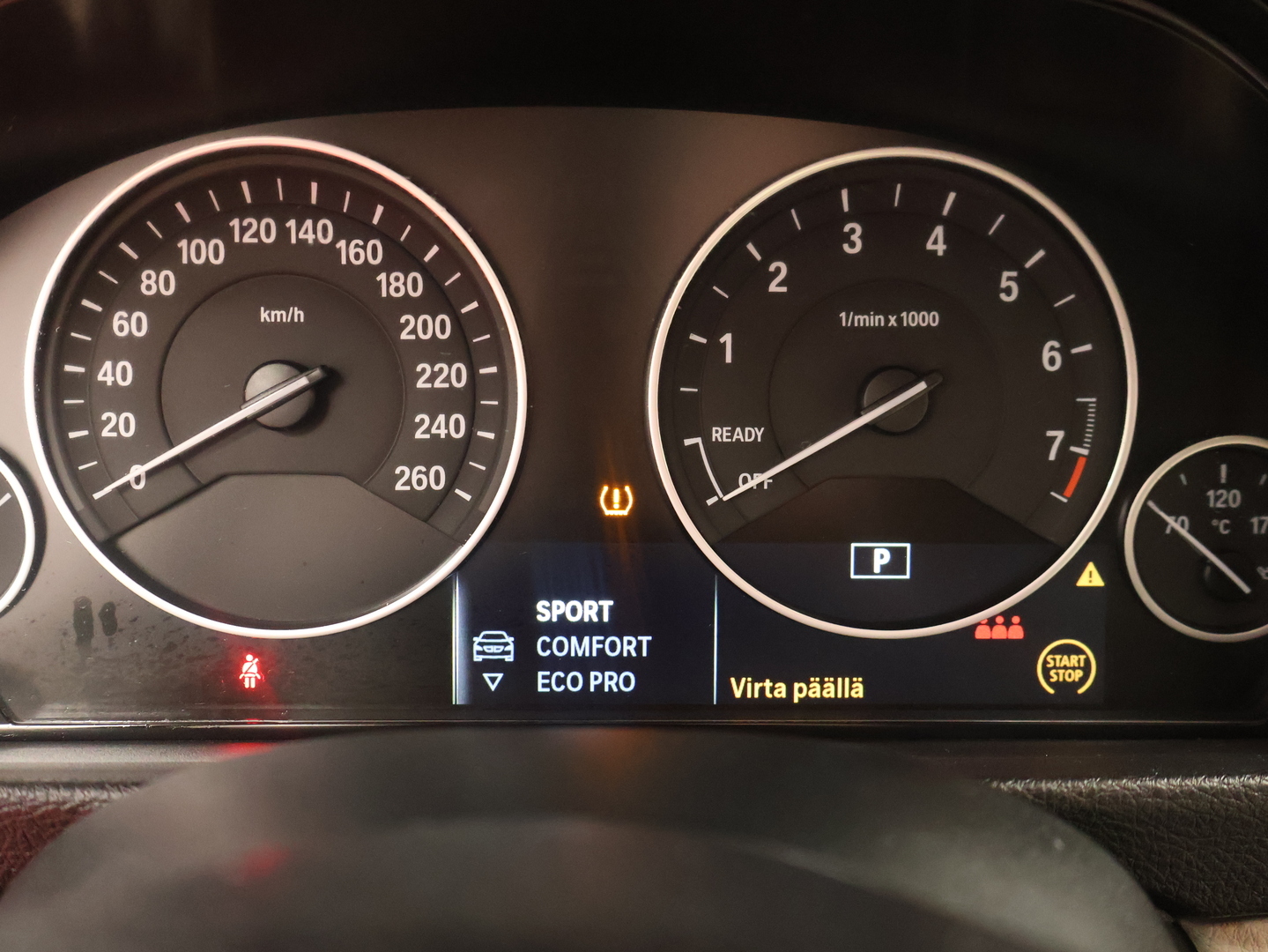 BMW 330E 2017