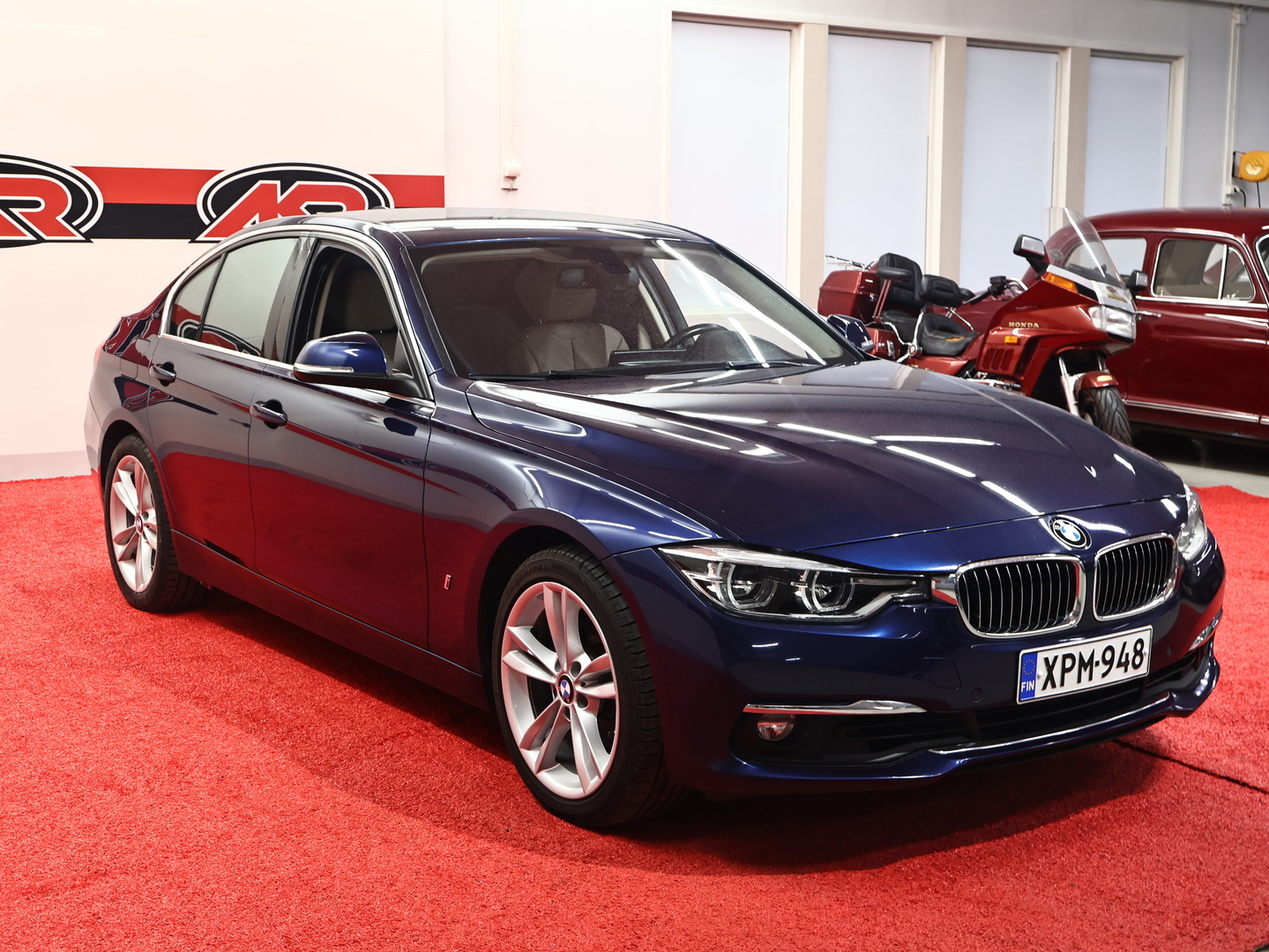 BMW 330E 2017