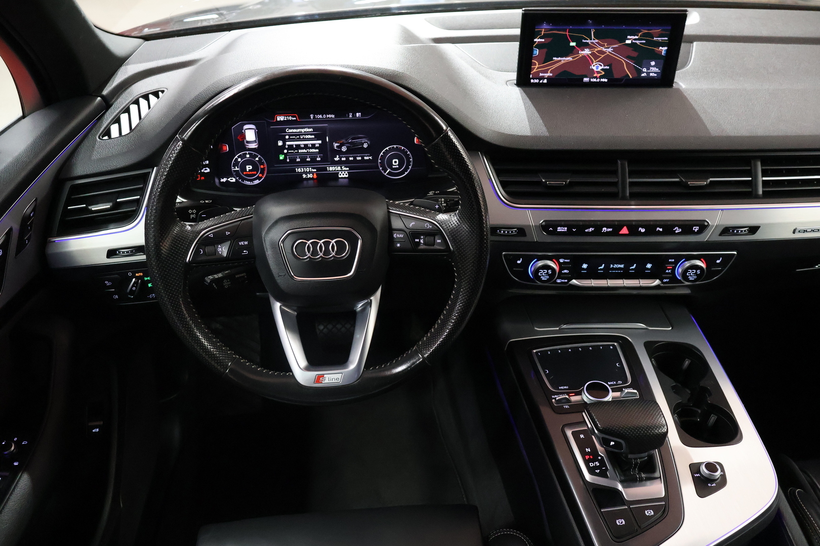 AUDI Q7 2016