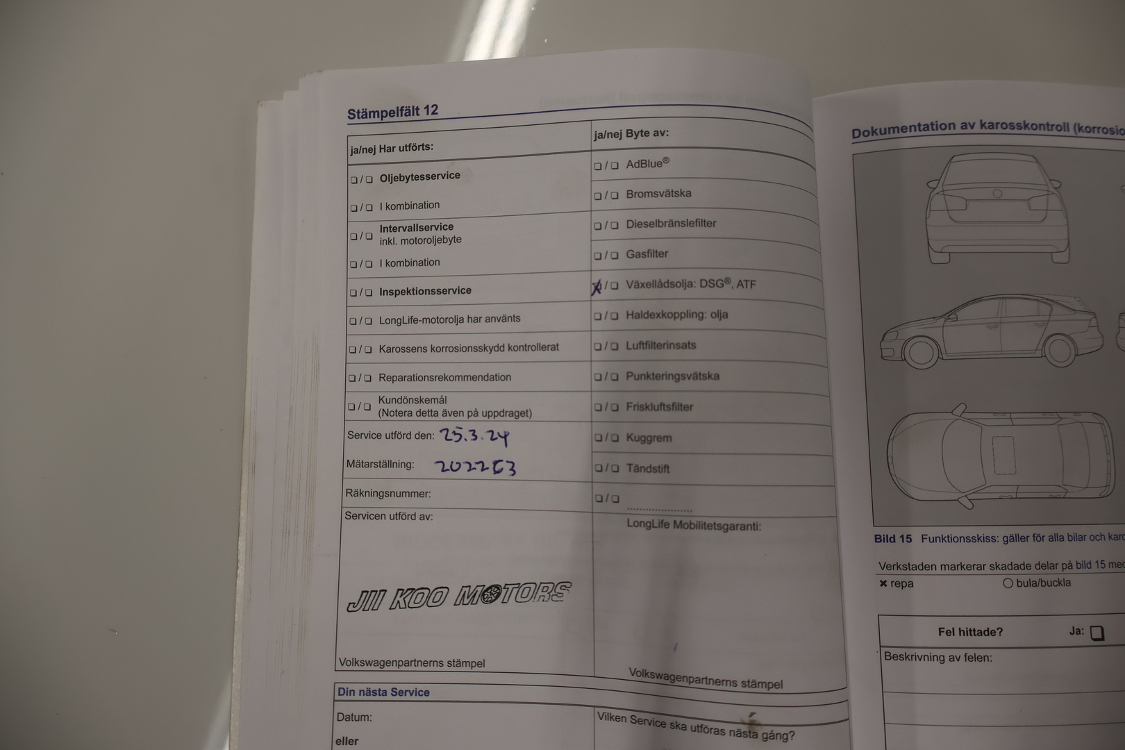 VOLKSWAGEN GOLF 2012