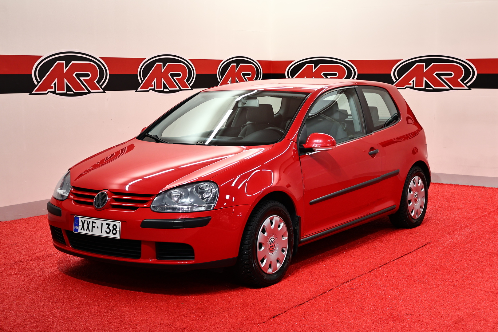 VOLKSWAGEN Golf 2004