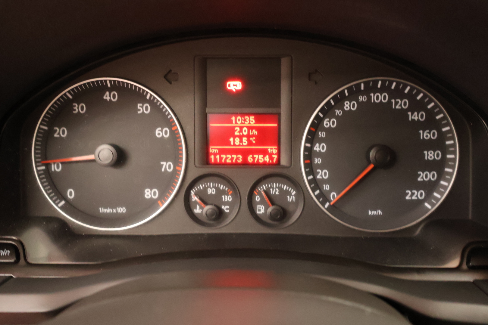 VOLKSWAGEN Golf 2004