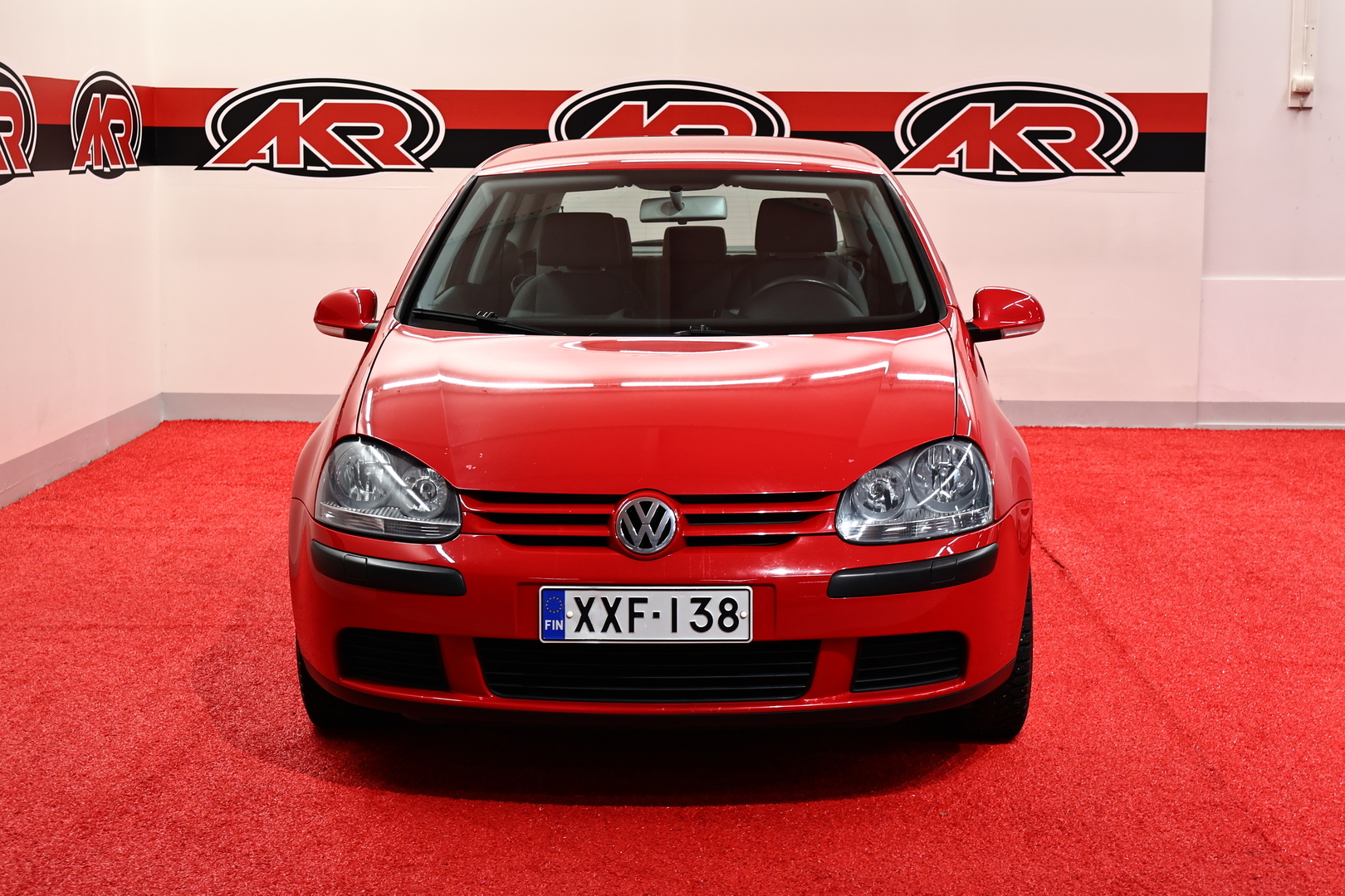 VOLKSWAGEN Golf 2004
