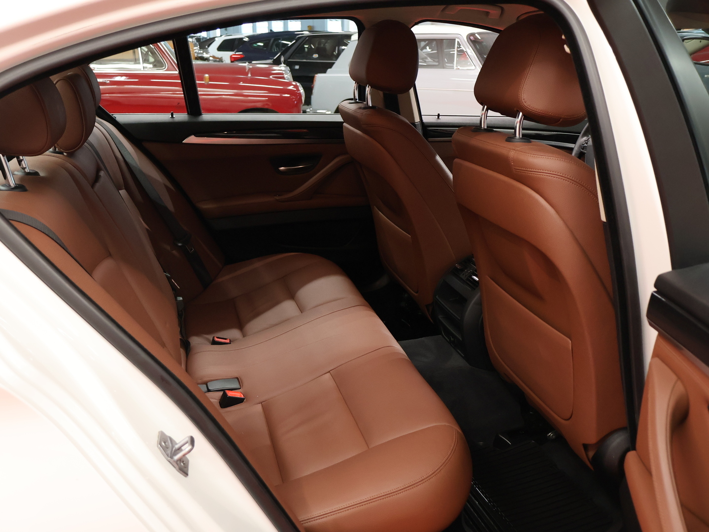 BMW 520 21