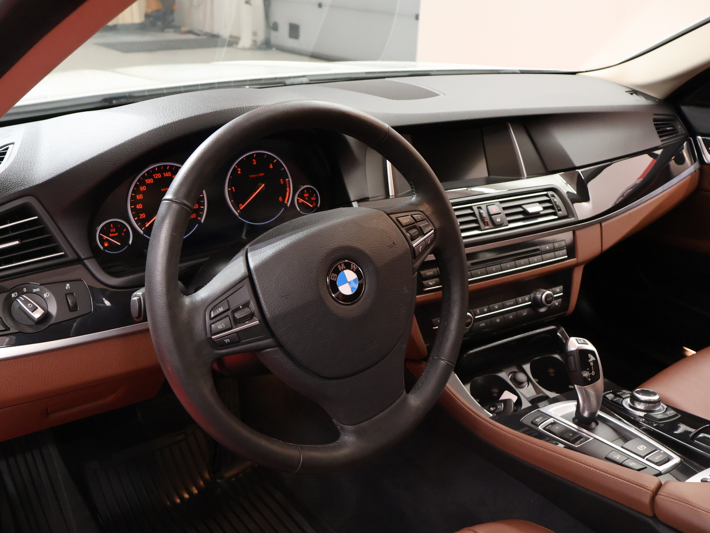 BMW 520 9