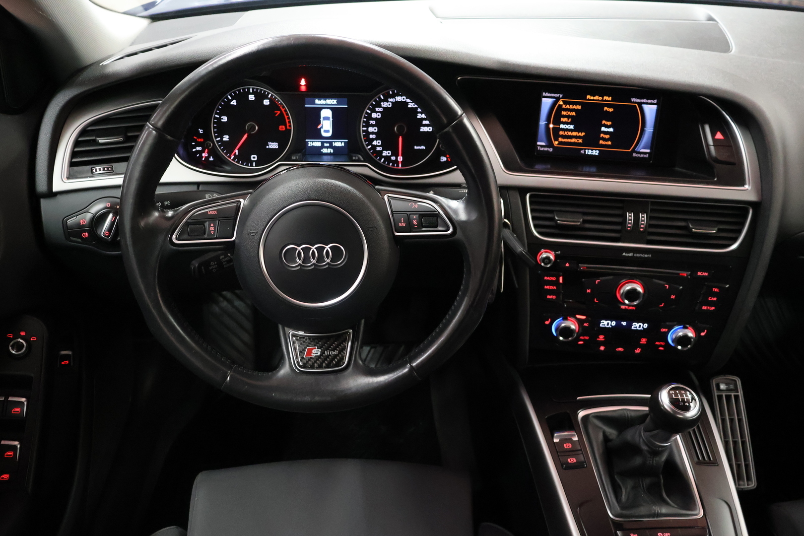 AUDI A4 2014