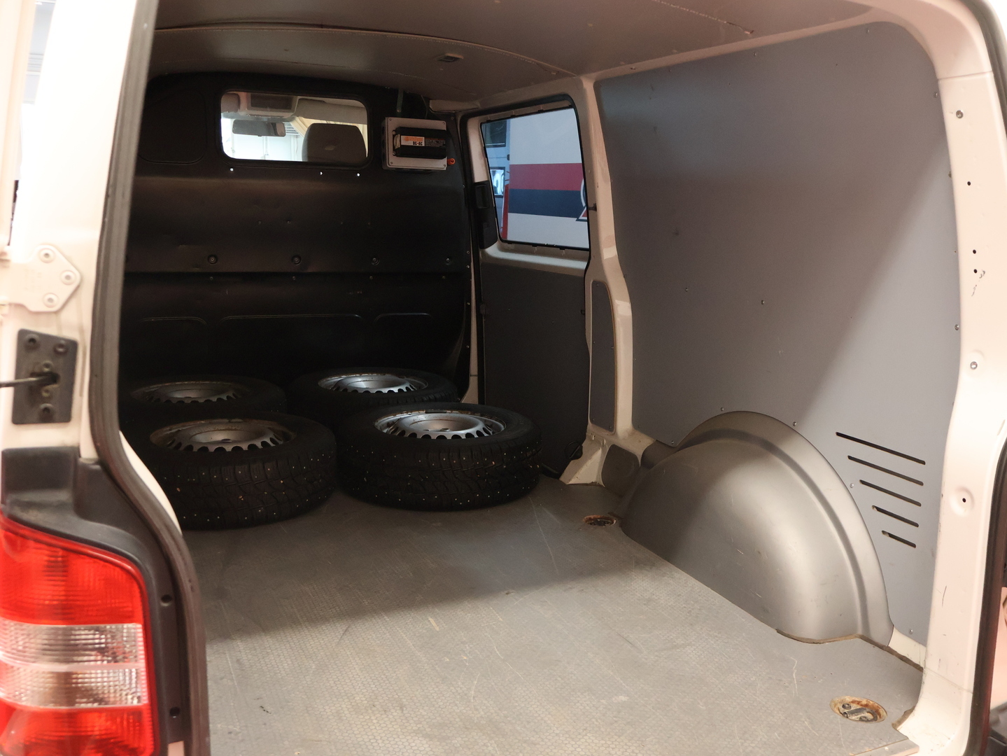 VOLKSWAGEN Transporter 2014