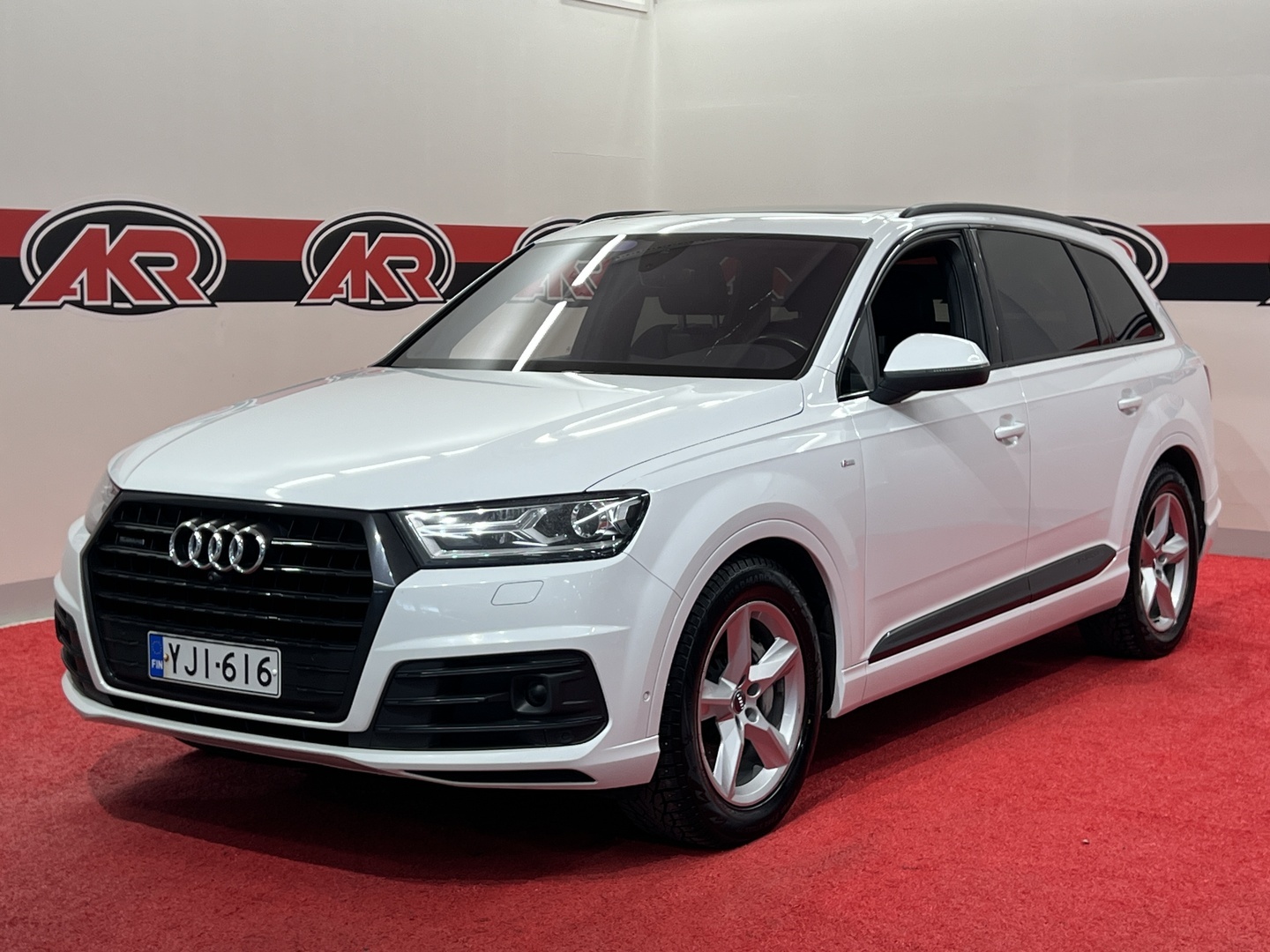 AUDI Q7 2016