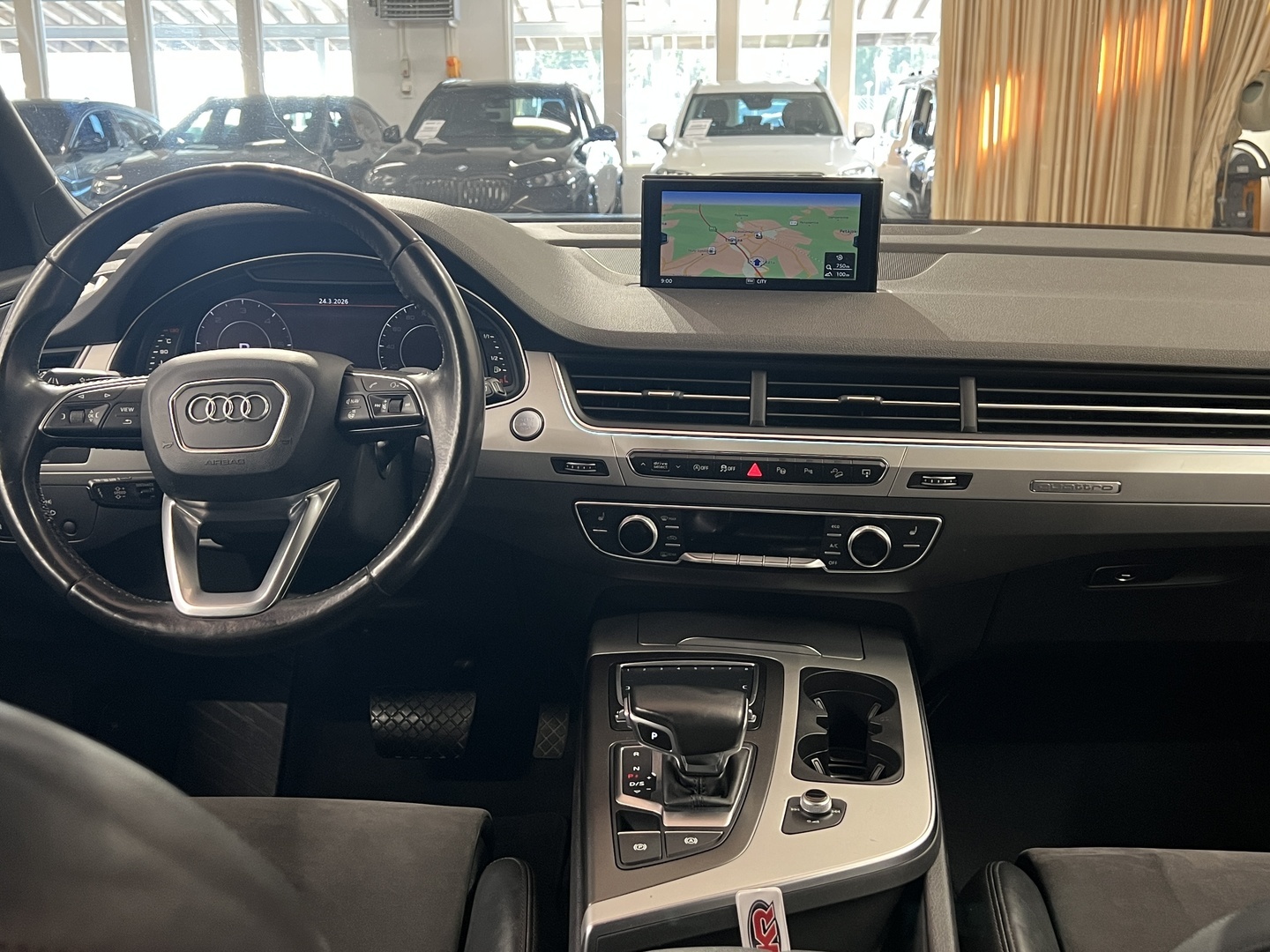 AUDI Q7 2016