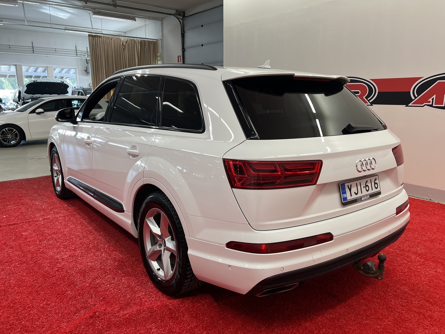 AUDI Q7 2016