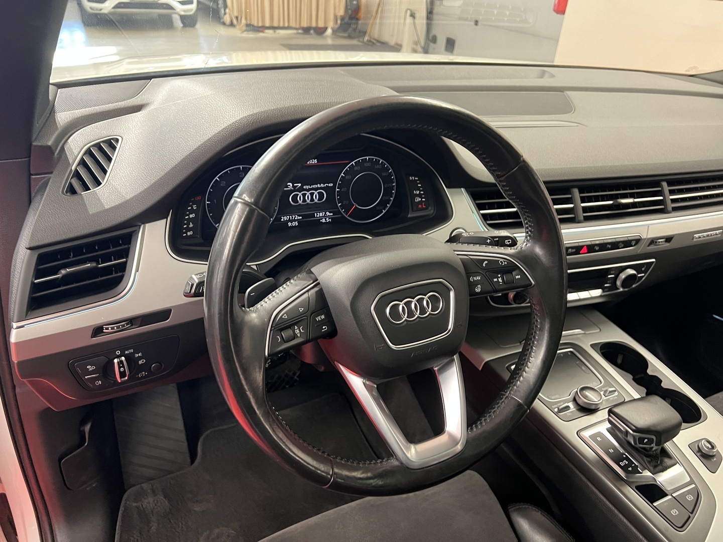 AUDI Q7 2016