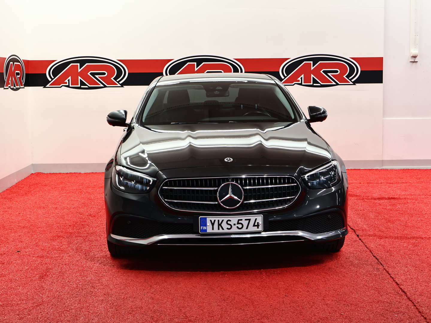 MERCEDES-BENZ E 2022