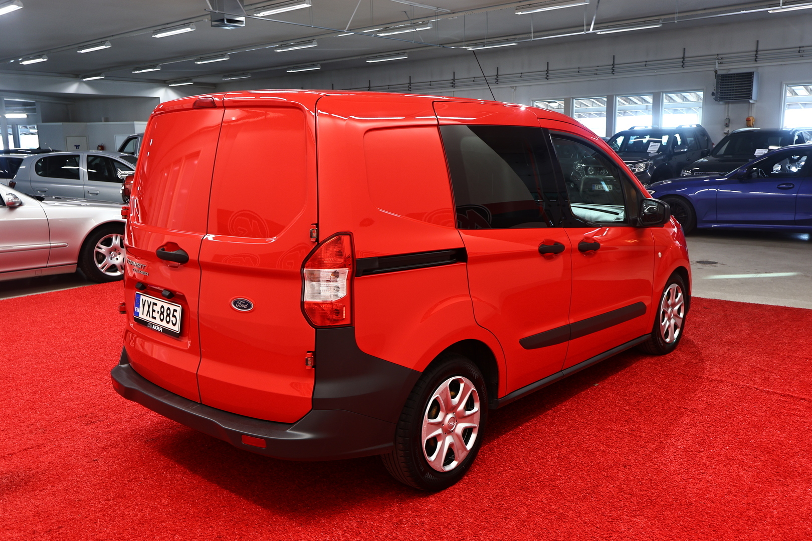 FORD TRANSIT COURIER 2020