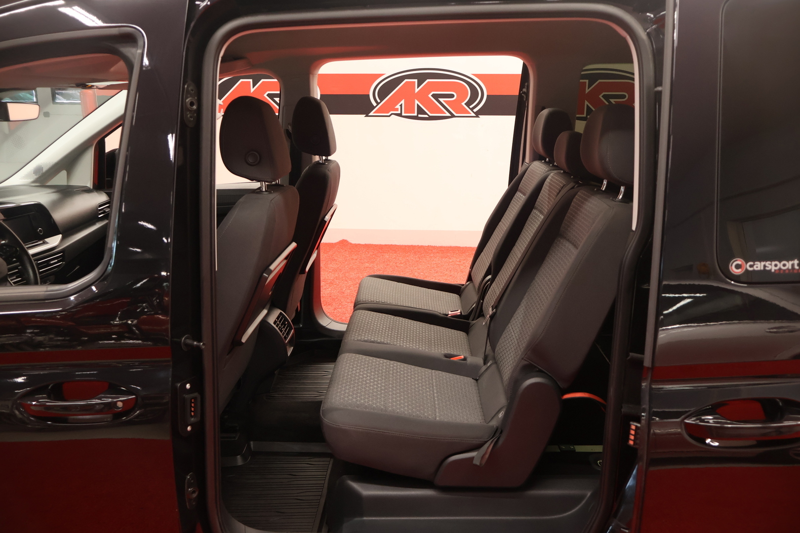 FORD Grand Tourneo Connect 2024