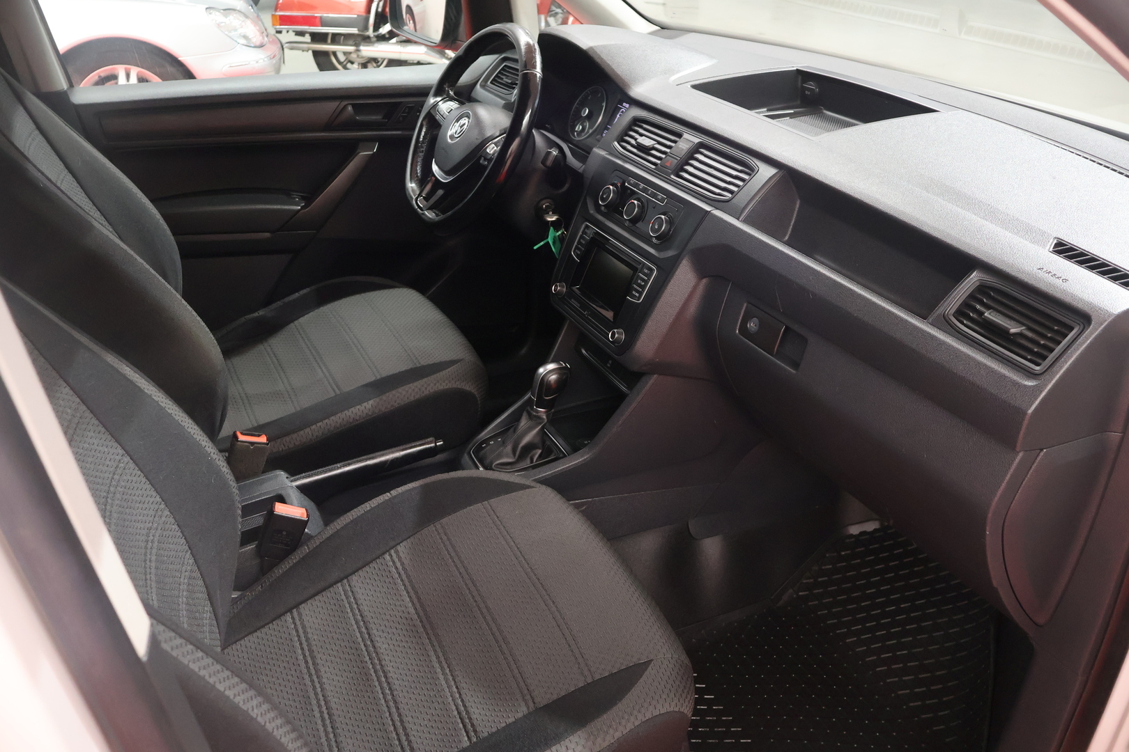 VOLKSWAGEN Caddy 2015