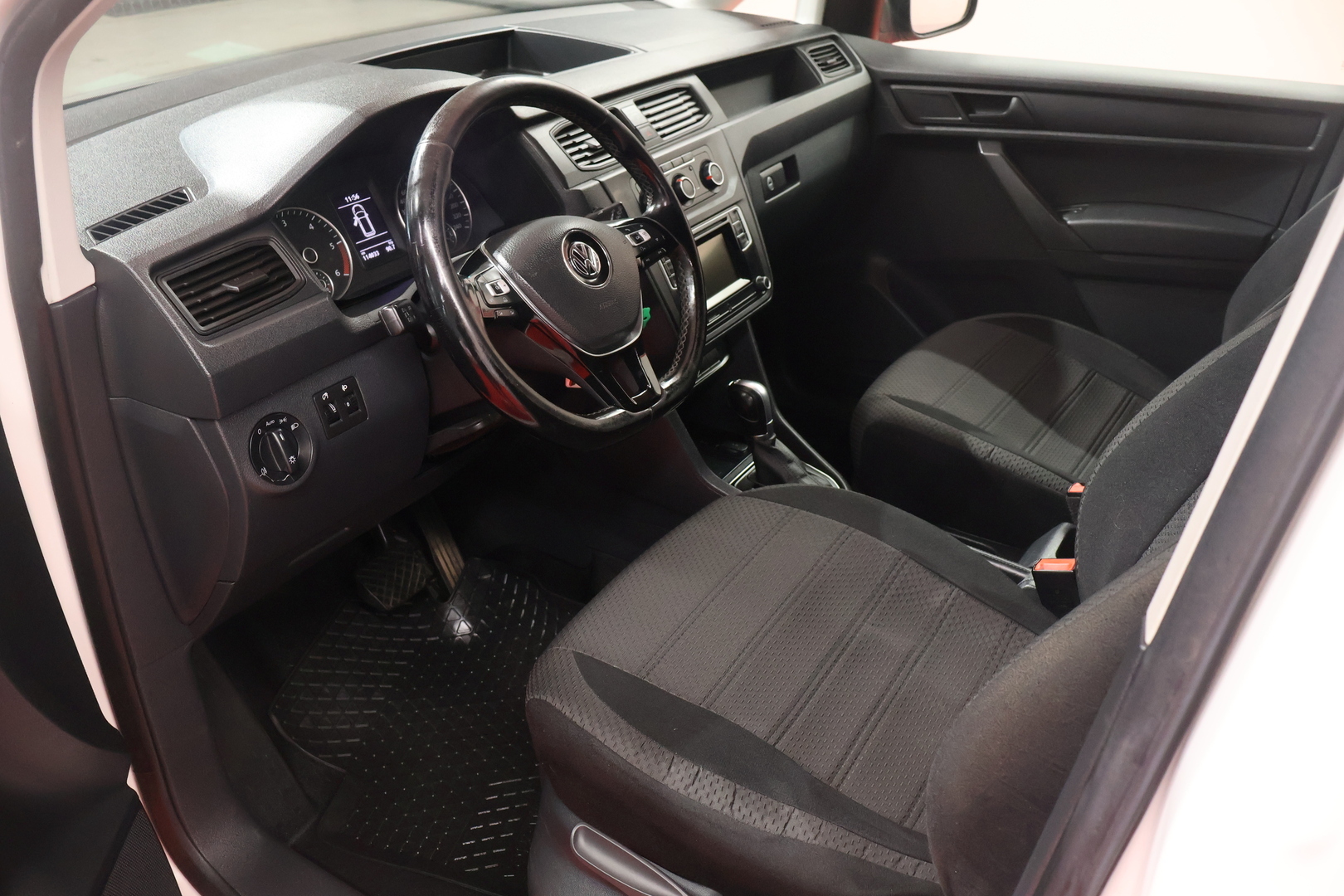 VOLKSWAGEN Caddy 2015