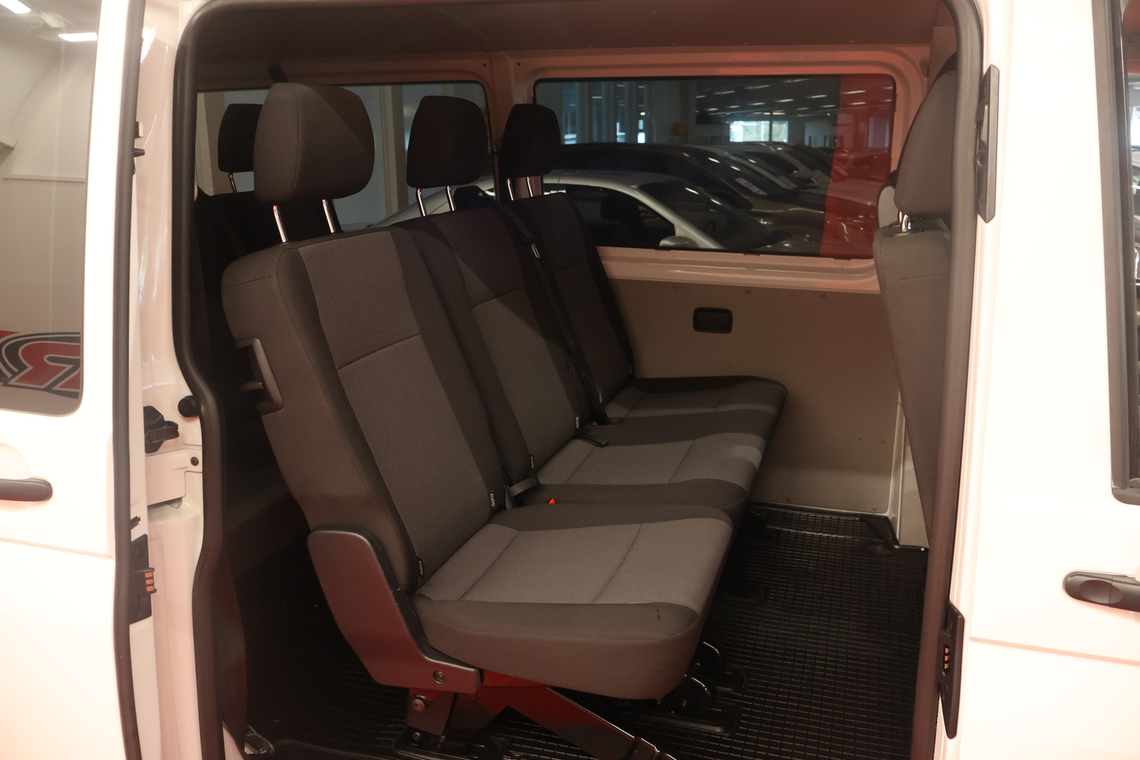 VOLKSWAGEN Transporter 2015