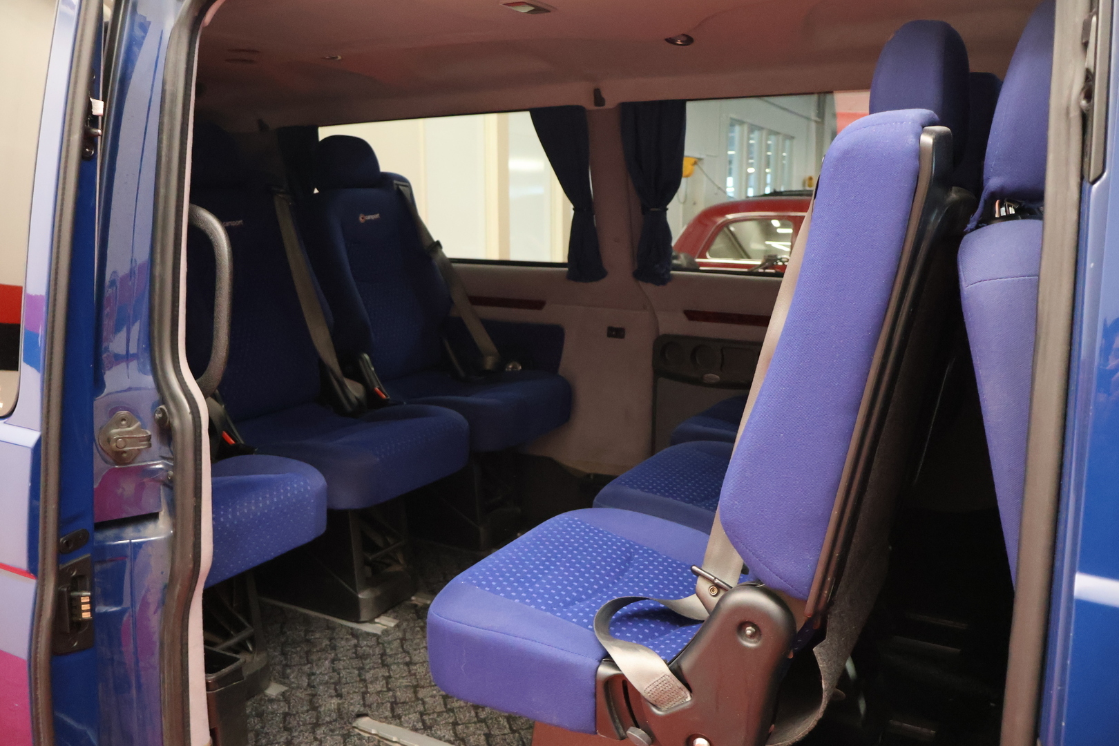 VOLKSWAGEN Transporter 2017