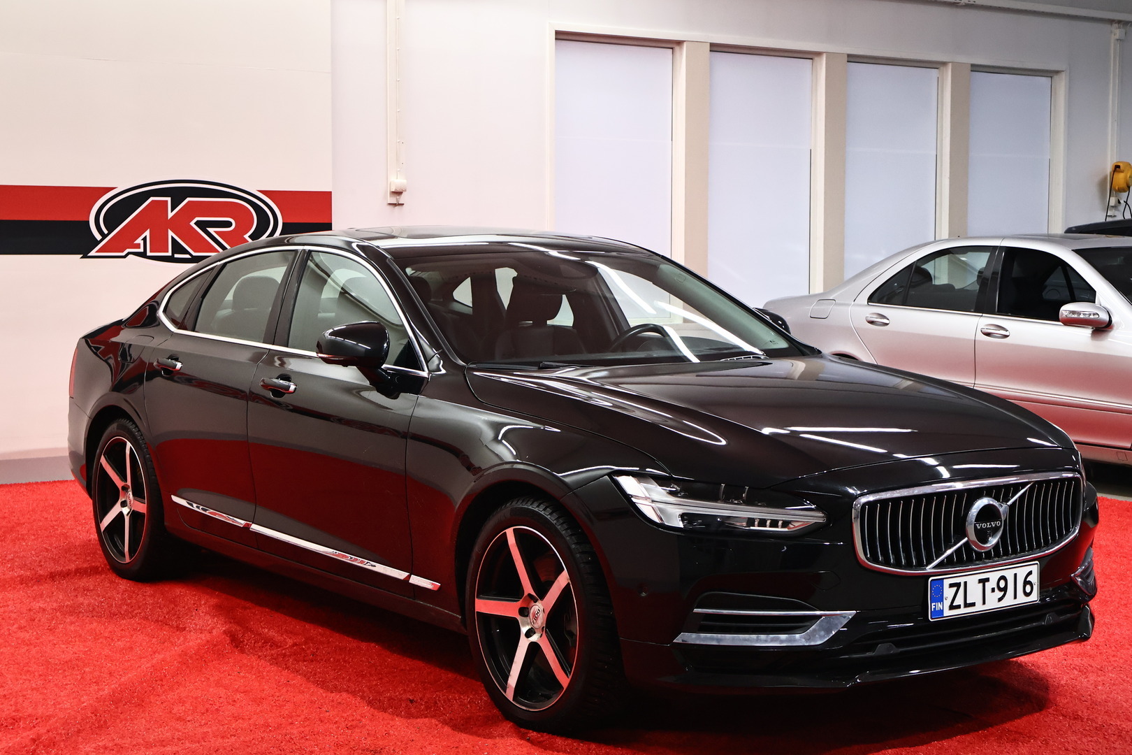 VOLVO S90 2018