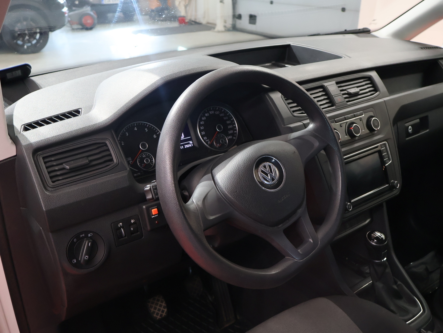 VOLKSWAGEN CADDY 2019