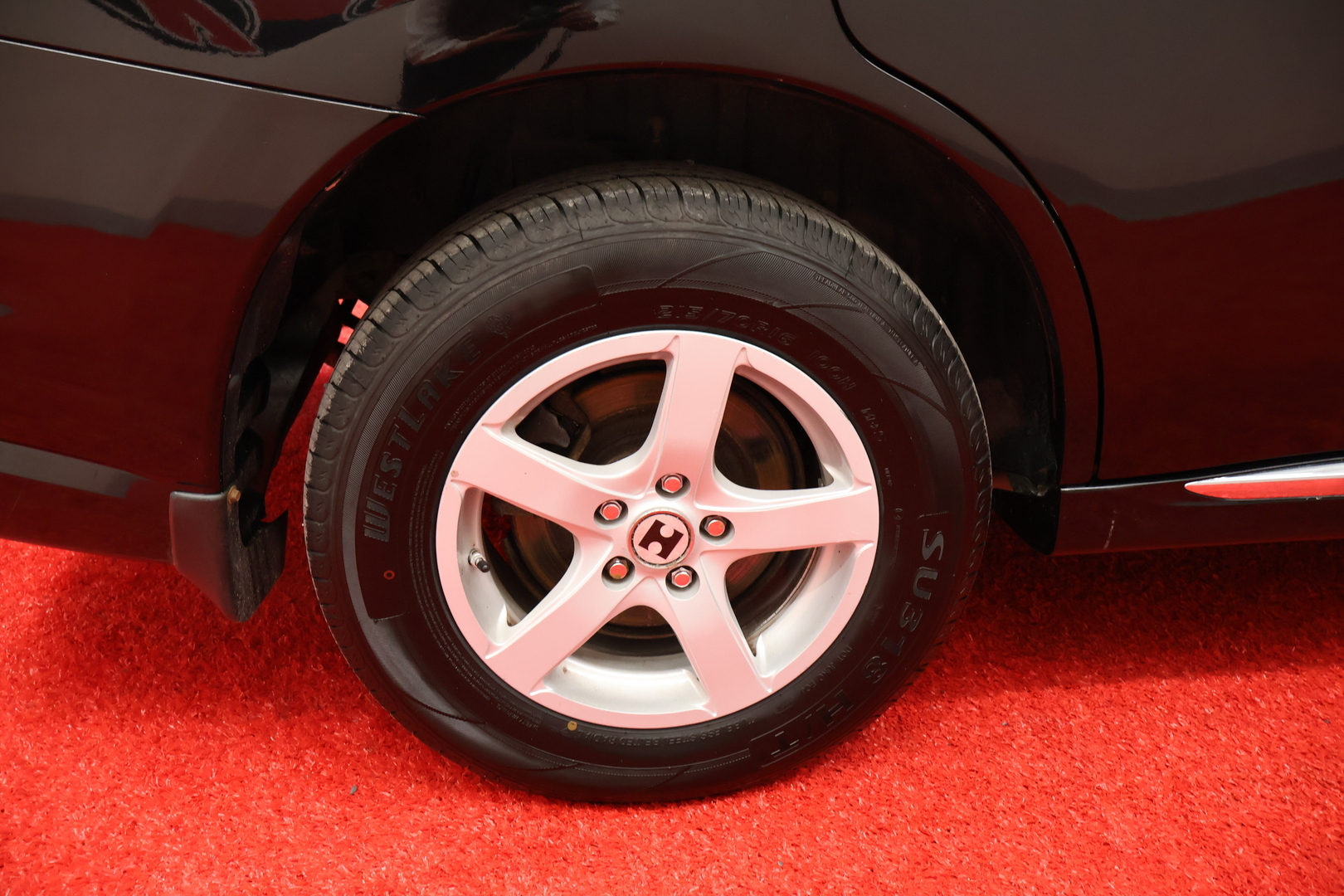 MITSUBISHI Outlander PHEV 2015