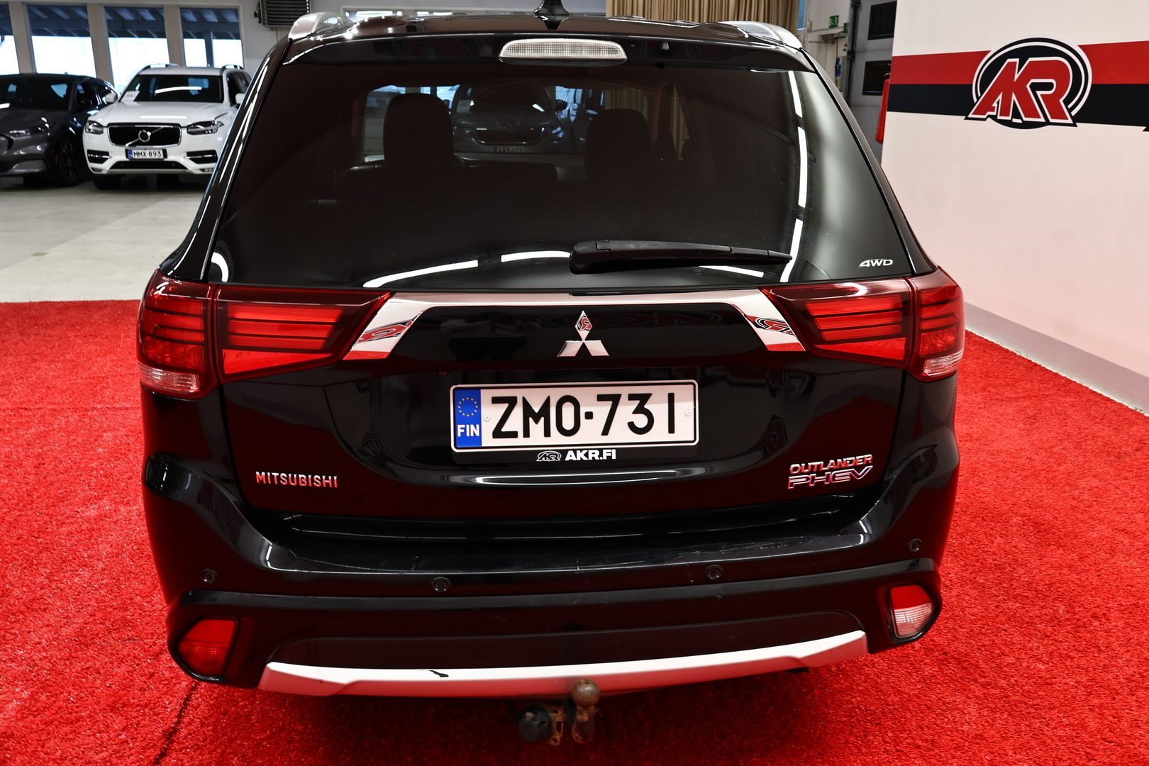 MITSUBISHI Outlander PHEV 2015
