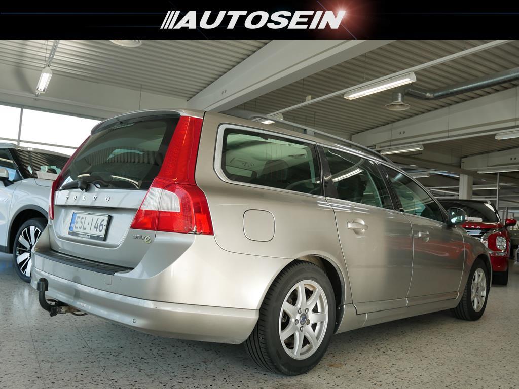 Volvo V70 2010